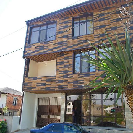 Guest House Belyi Lebed Сухум Экстерьер фото